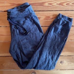 Lululemon Ready to Rulu joggers gray/blue